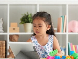 Mam Ketahui Ciri Anak Aktif dan Pintar Berikut Ini! Mam Ketahui Ciri Anak Aktif dan Pintar Berikut Ini!