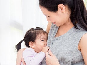 10 Makanan Ibu Menyusui agar ASI Lancar 10 Makanan Ibu Menyusui agar ASI Lancar