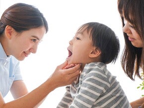Mengukur Tumbuh Kembang Anak saat Usia 1 Tahun Mengukur Tumbuh Kembang Anak saat Usia 1 Tahun