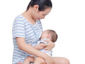 Kiat-kiat Menyusui Kiat-kiat Menyusui