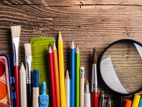 Peralatan Kreasi yang Harus Ada di Rumah Peralatan Kreasi yang Harus Ada di Rumah