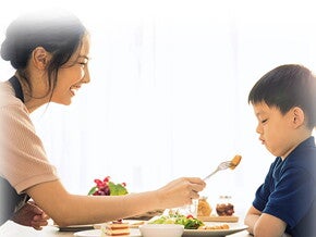 5 Cara mengatasi Anak yang Susah Makan Nasi 5 Cara mengatasi Anak yang Susah Makan Nasi