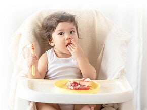 Makanan sehat pendamping ASI untuk bayi. Makanan sehat pendamping ASI untuk bayi.