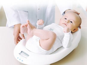 Kenapa Berat Badan Si Kecil Turun Terus Kenapa Berat Badan Si Kecil Turun Terus