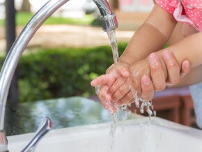 6 Langkah Mencuci Tangan untuk Kesehatan si Kecil 6 Langkah Mencuci Tangan untuk Kesehatan si Kecil