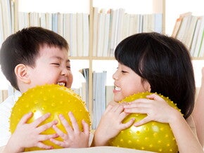 Perbedaan Pertumbuhan Anak Laki-laki dan Perempuan Perbedaan Pertumbuhan Anak Laki-laki dan Perempuan