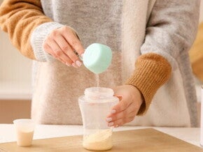 Penjelasan Seputar Susu BBLR dan Bedanya dengan Susu Biasa   Penjelasan Seputar Susu BBLR dan Bedanya dengan Susu Biasa