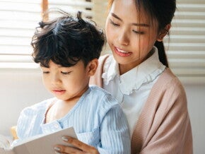 Kecerdasan Linguistik untuk Dukung Tumbuh Kembang Anak Kecerdasan Linguistik untuk Dukung Tumbuh Kembang Anak