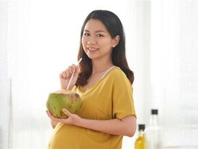 Manfaat Air Kelapa Muda Manfaat Air Kelapa Muda