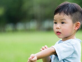 Macam-Macam Gatal di Kulit Bayi dan Cara Aman untuk Mengatasinya Macam-Macam Gatal di Kulit Bayi dan Cara Aman untuk Mengatasinya